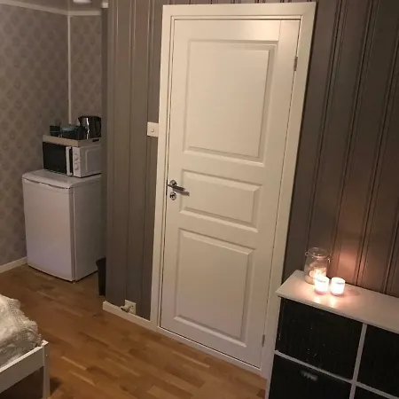 Cozy & Private Room In The Middle Of Lofoten Leknes Exterior photo